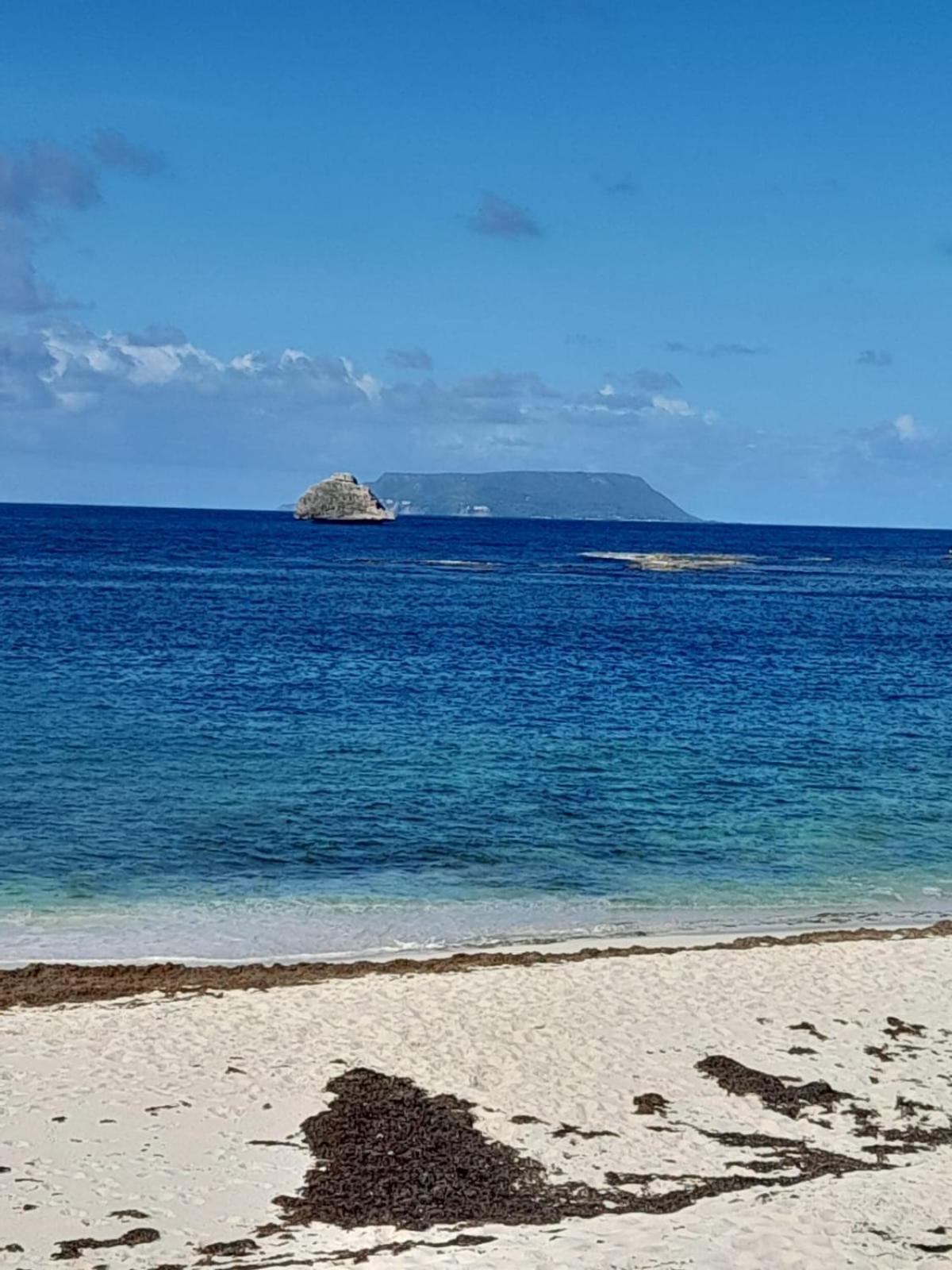 Maison Bord De Mer A 100 M Saint-Francois  Buitenkant foto